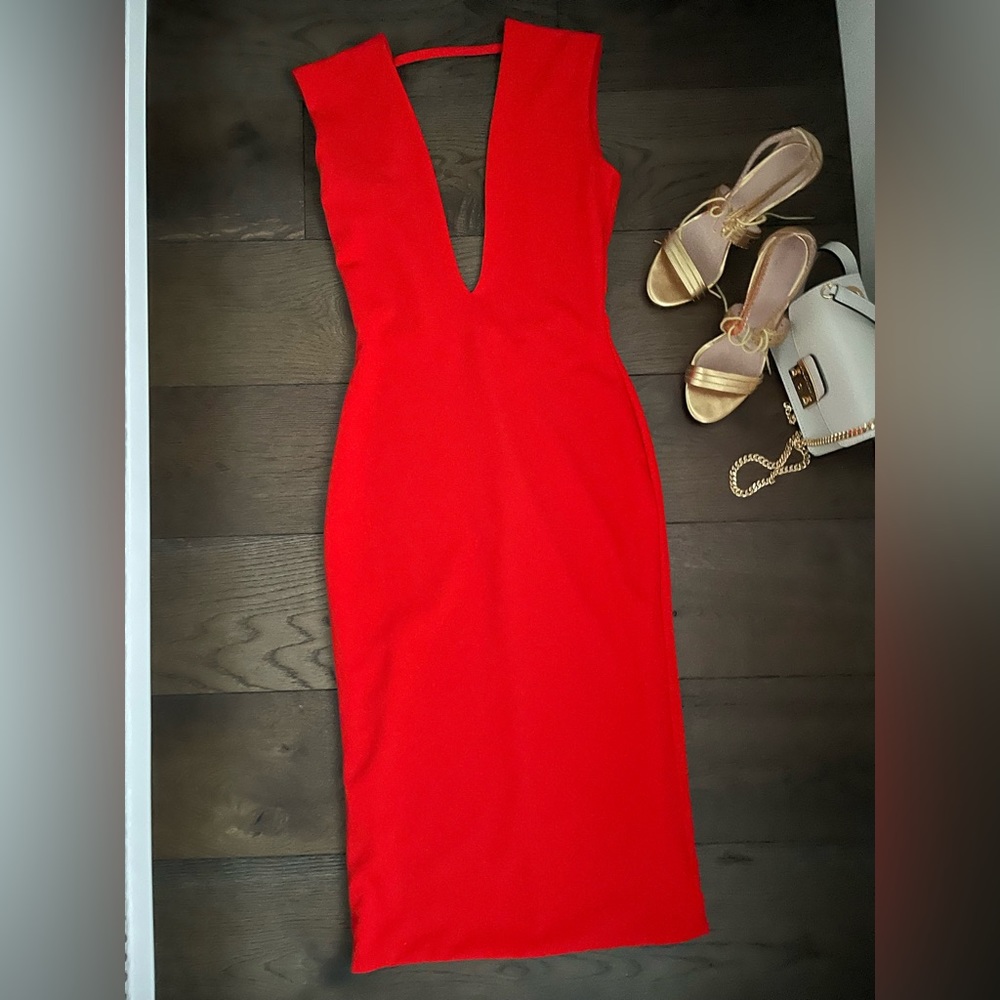 Solace London - Red Plunging neckline midi Dress - Size US4 (UK8)